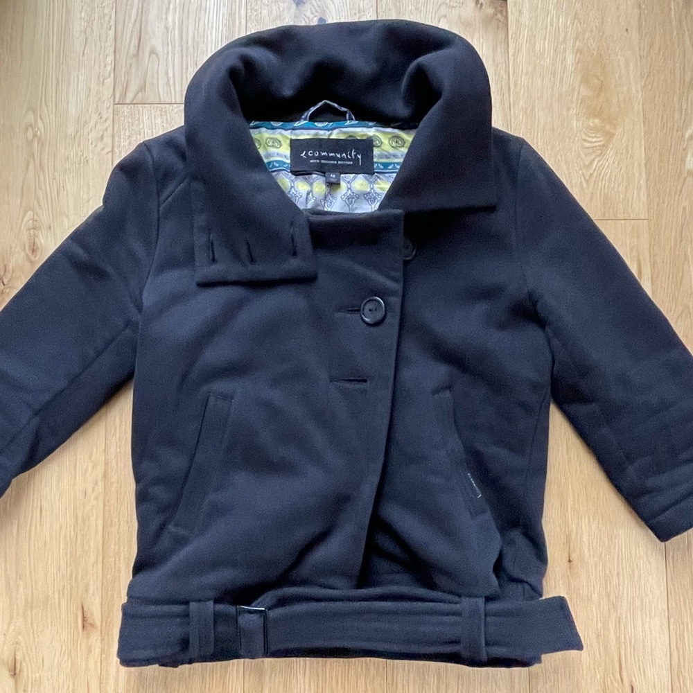 Aritzia Community crop jacket
